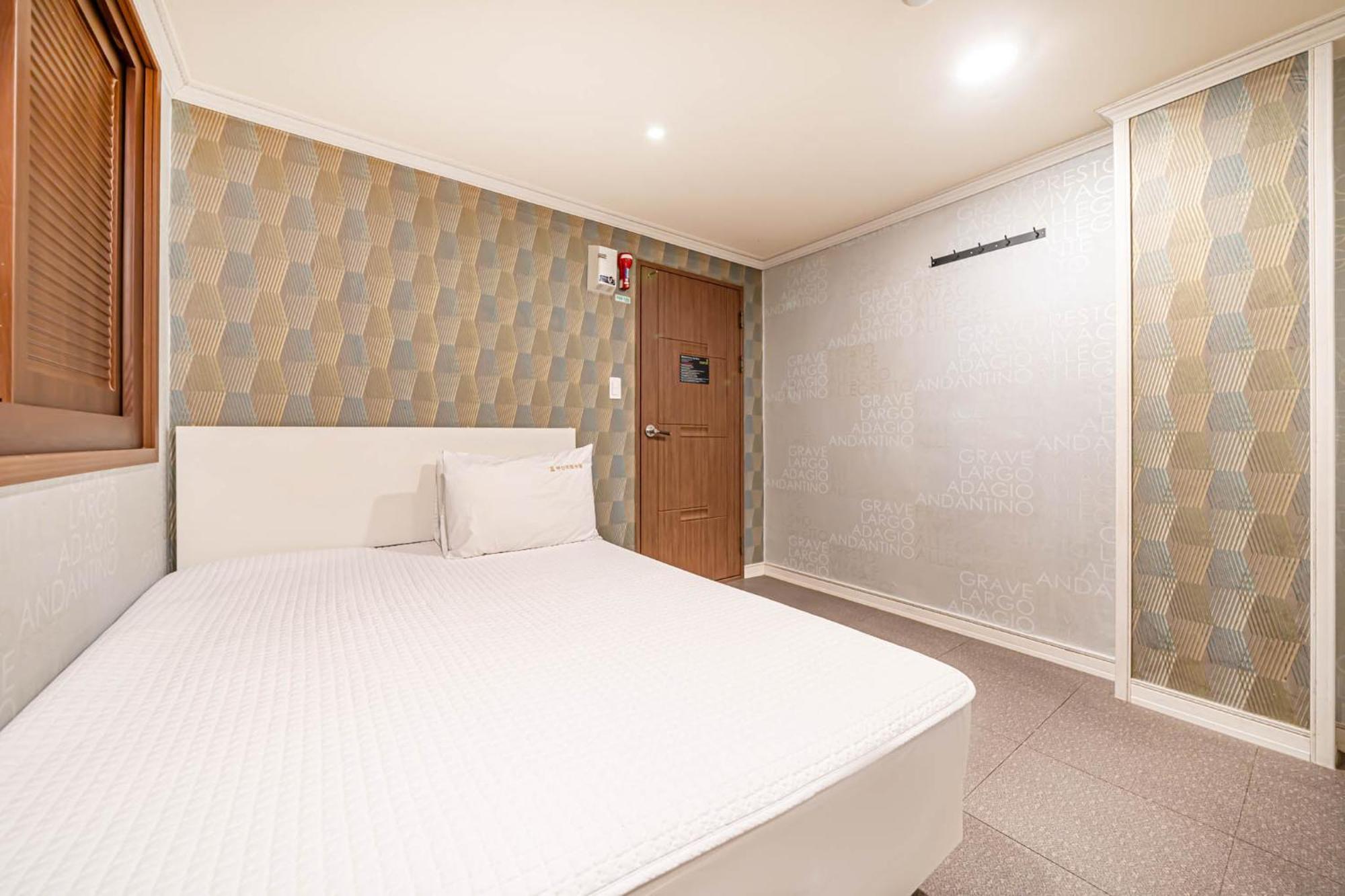Top Motel Busan Exterior photo